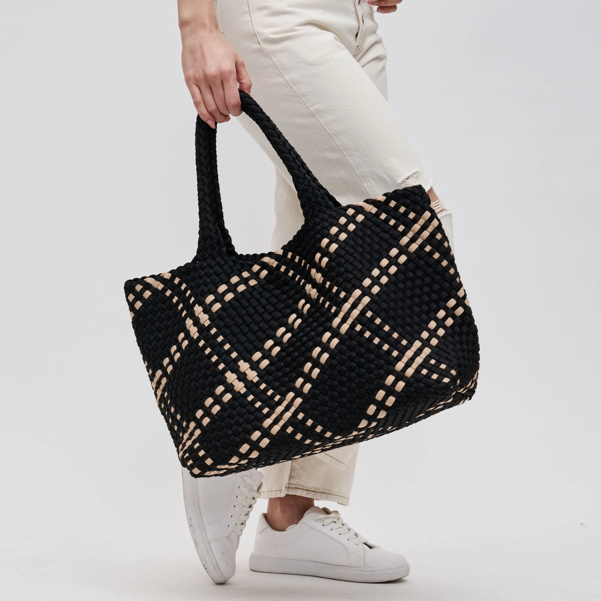 Sky's the Limit Large Tote Black/Nude