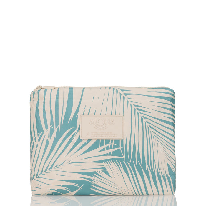 Areca Mid Pouch Tide on Sandstone
