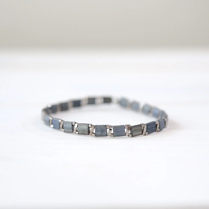 Collison - Tila Bead Bracelet | Single: 6.25 Inches - S