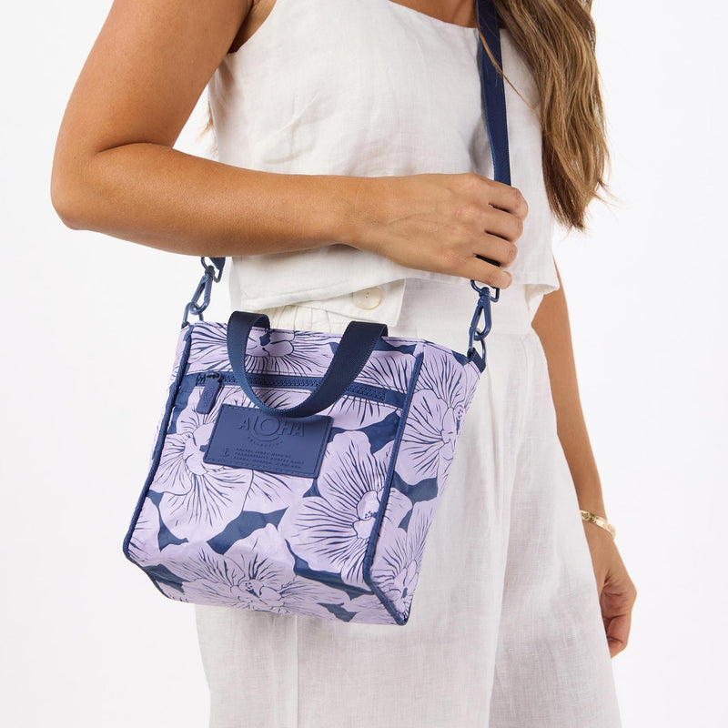 Purau Crossbody Lilac on Navy
