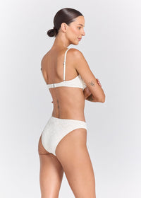 Sundream Tropics Bottom Pearl