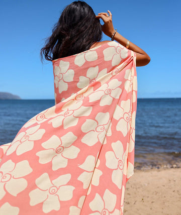 Puakenikeni Pareo Coral