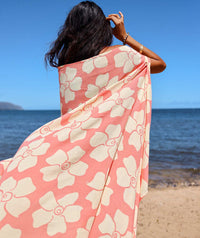 Puakenikeni Pareo Coral
