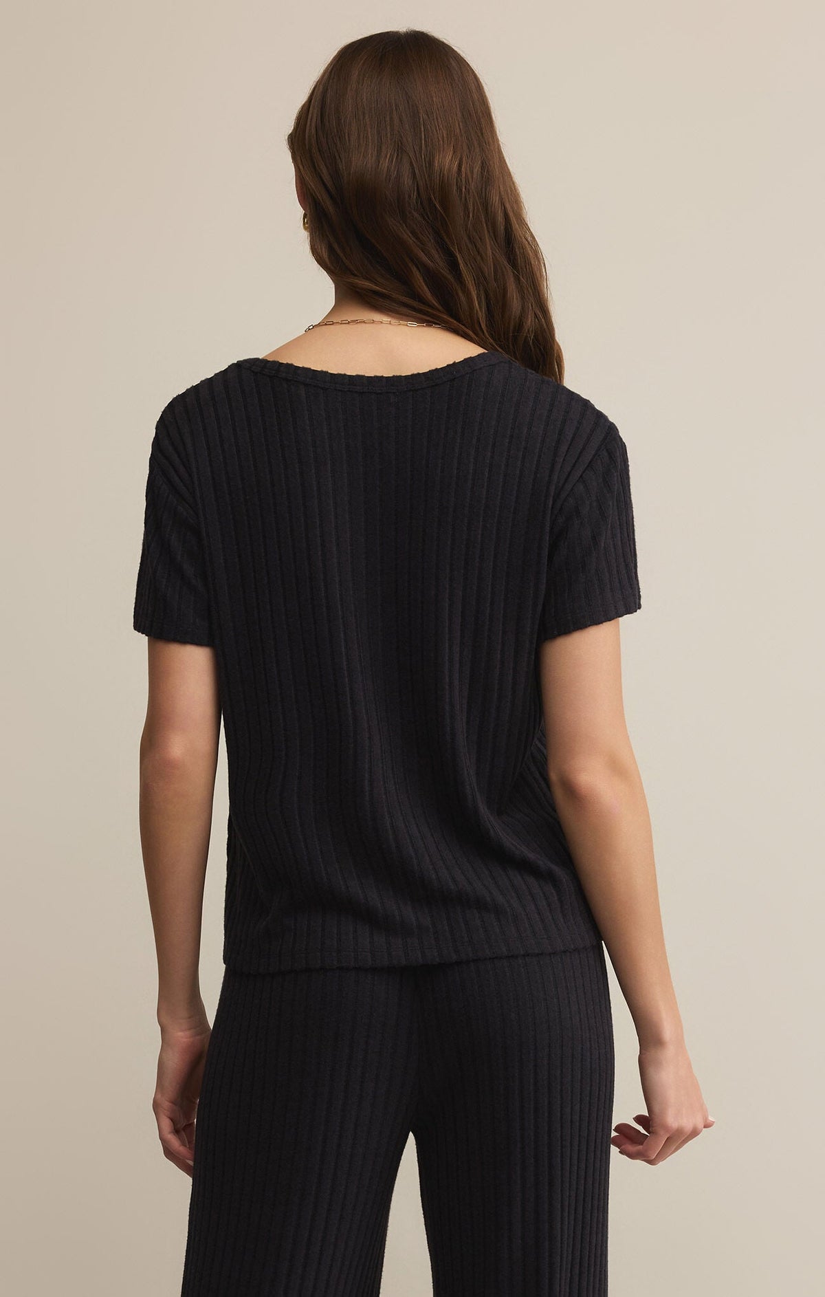 Kara Rib Tee Black Sand