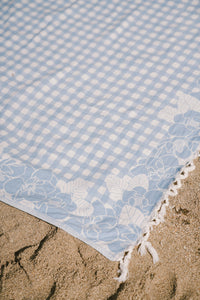 Magnolia Hawaiian Luxe Blanket for 2