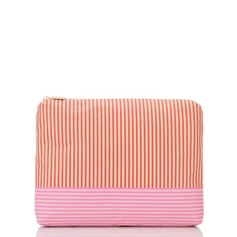 Salina Mid Pouch Fruit Punch on Sandstone