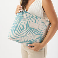 Areca Max Pouch Tide on Sandstone