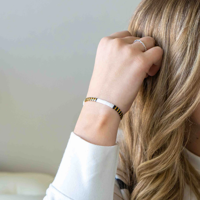 Dalliance- Tila Bead Bracelet | Single: 6.50 Inches - M