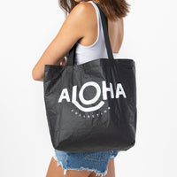 Puakenikeni Reversible Tote White/Black
