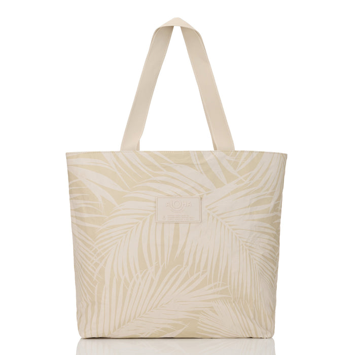 Areca Day Tripper Latte on Sandstone