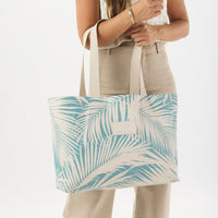 Areca Holo Holo Tote Tide on Sandstone