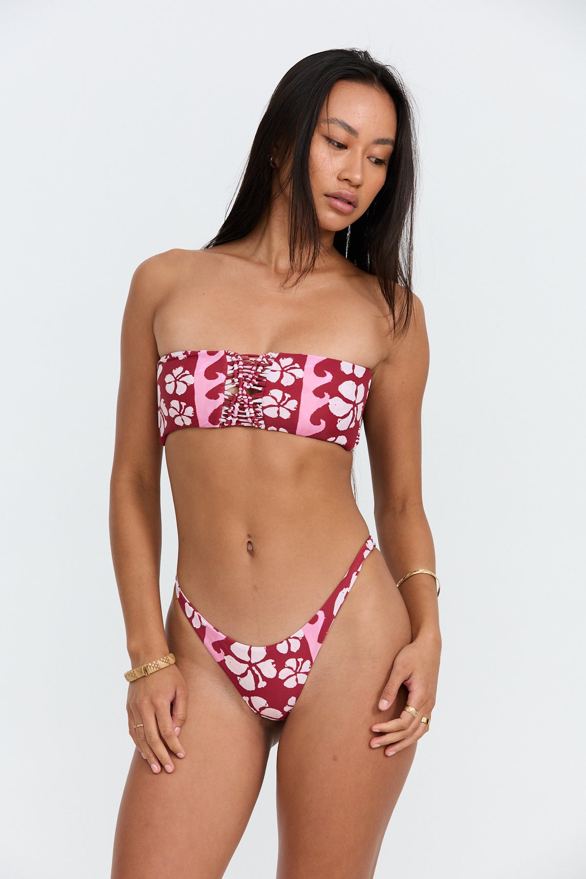 Alana Bottom Pape’ete