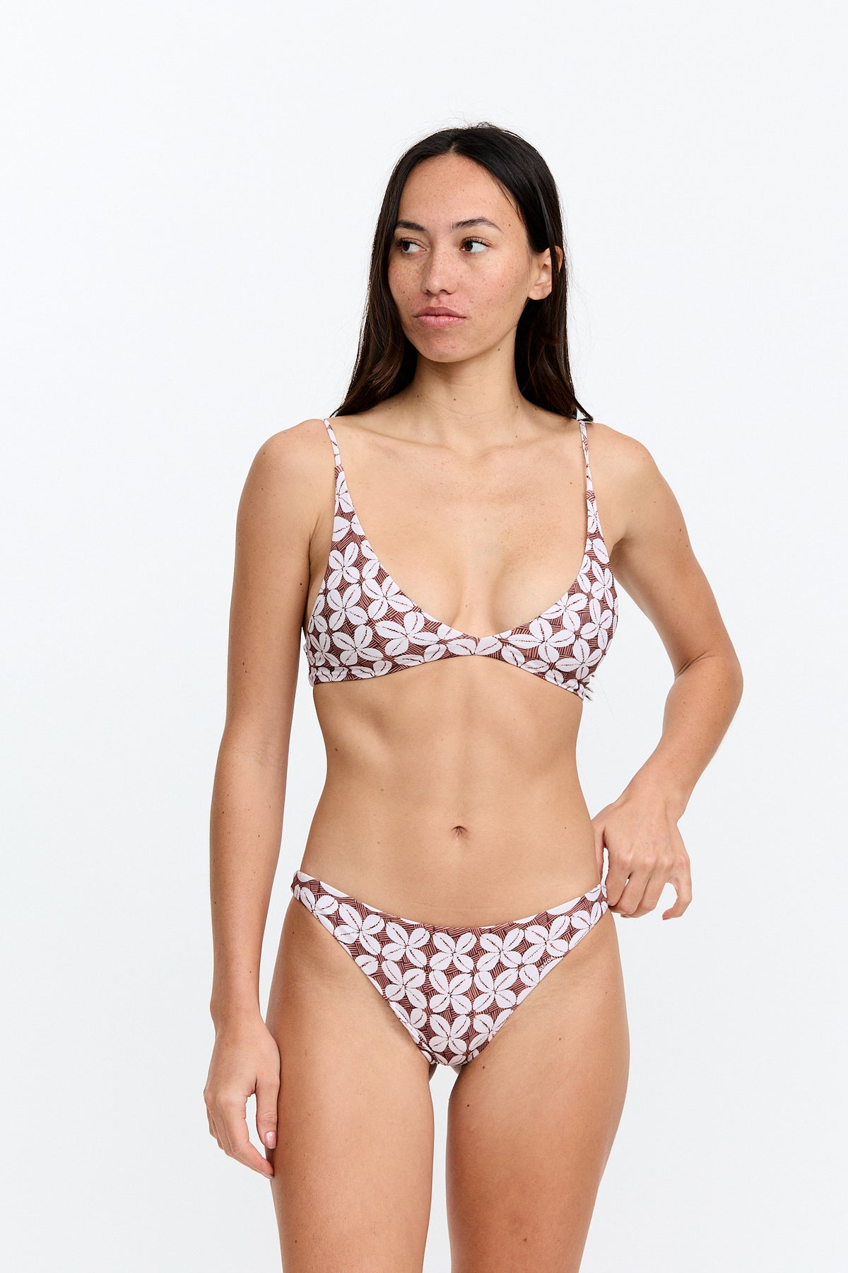 Celma Bottom Cowrie Basket