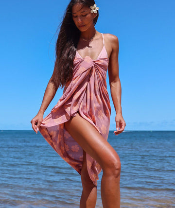 Puakenikeni Pareo Rose