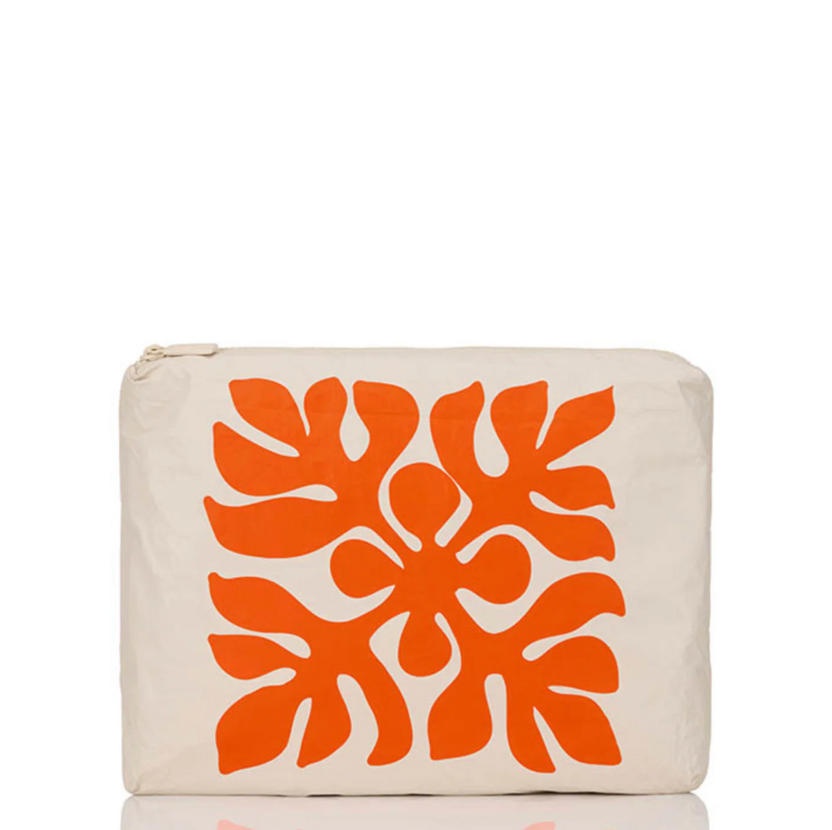 Applique Mid Pouch Zest on Sandstone