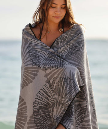 Beach Towel Opihi Ahina