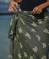Naupaka Pareo Sarong