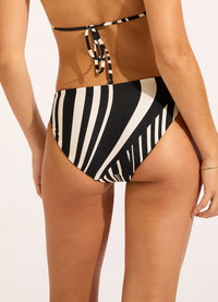 Coastline Reversible Hipster Black