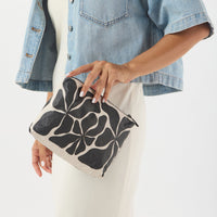 Wavy Pouch Small Black on Sandstone