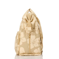 Le Bebe in Creme on Dune