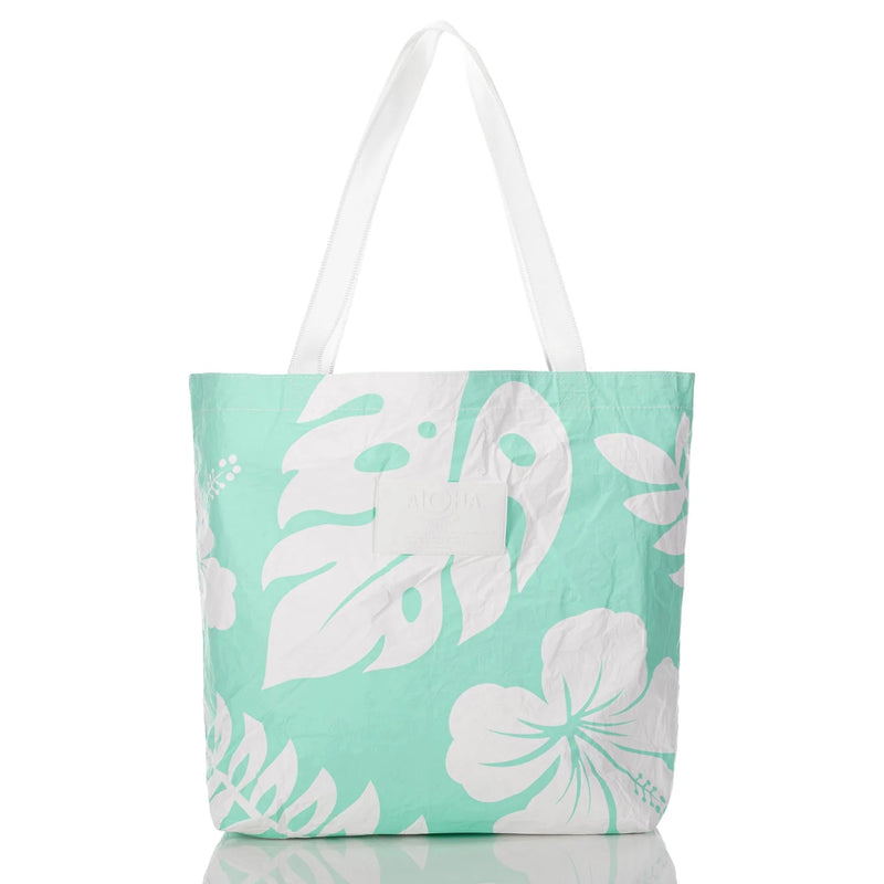 Waipi'o Reversible Tote Aquamarine