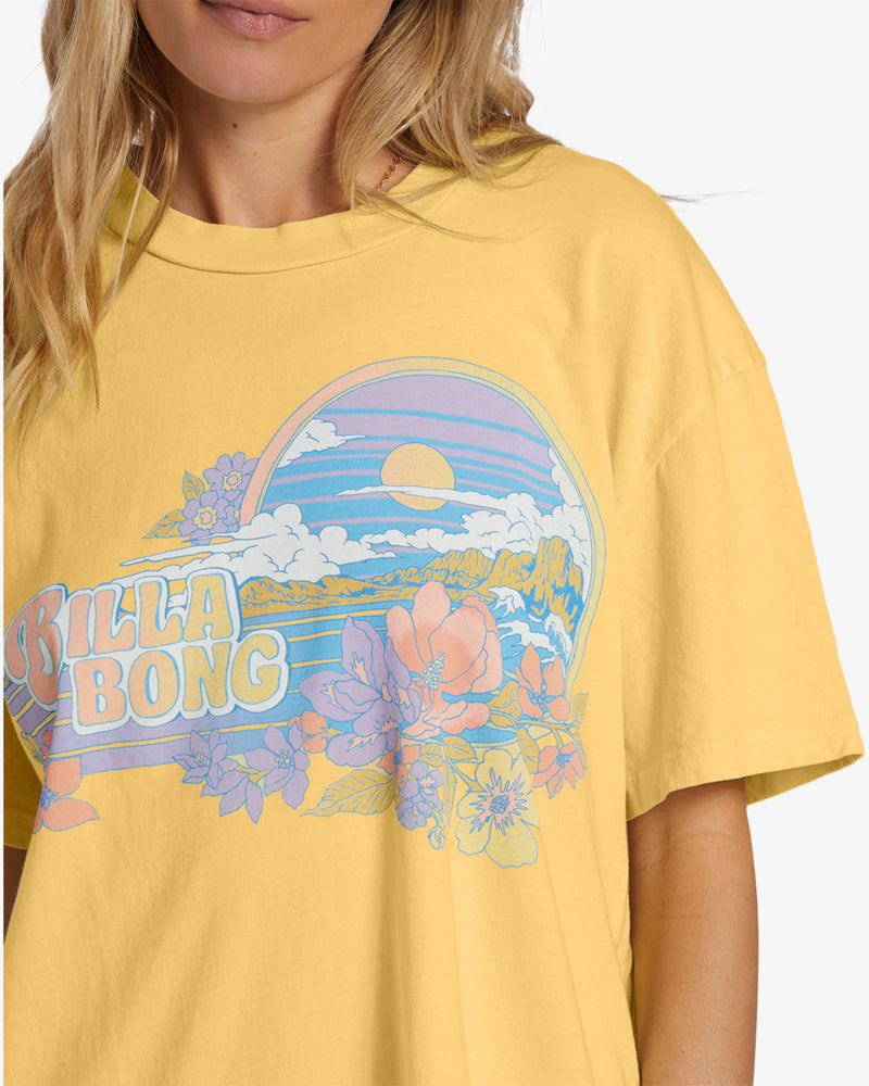 Island Blooms T-Shirt Fresh Squeezed