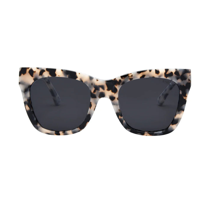 Billie Snow Tort/Smoke