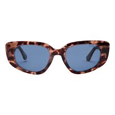 Audrey Blonde/Tort