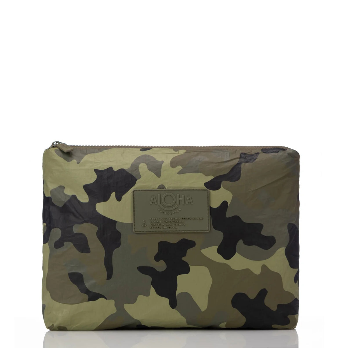 Camo Mid Pouch Hunter on Olive