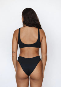 Bonita Top Black