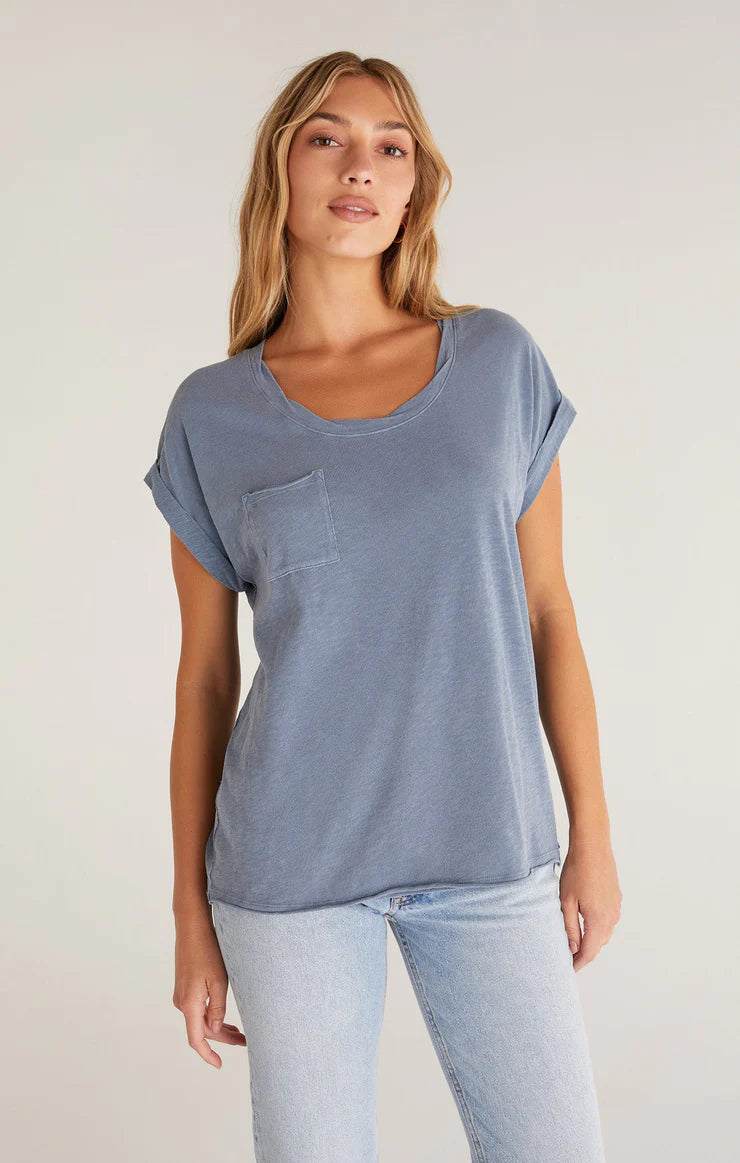 Traveler Easy Pocket Tee Worn Indigo