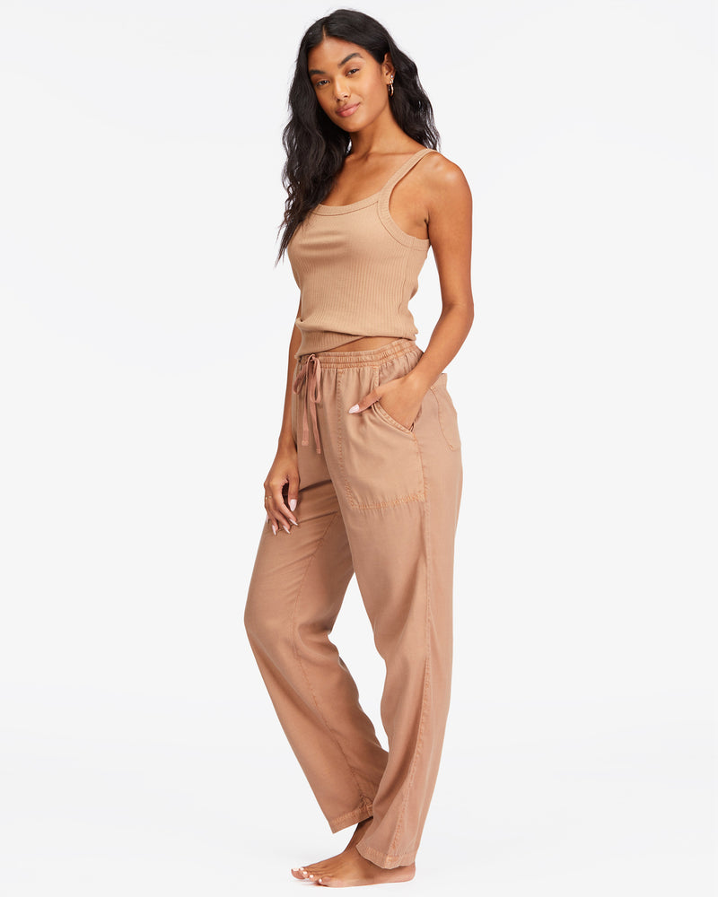Beachy Keen Pant Putty