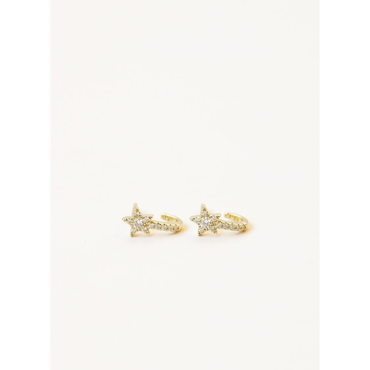 Star Pave Huggie